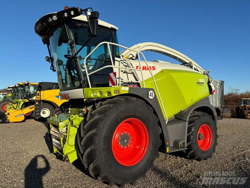 CLAAS Jaguar 960 4WD Selbstfahrende Häcksler