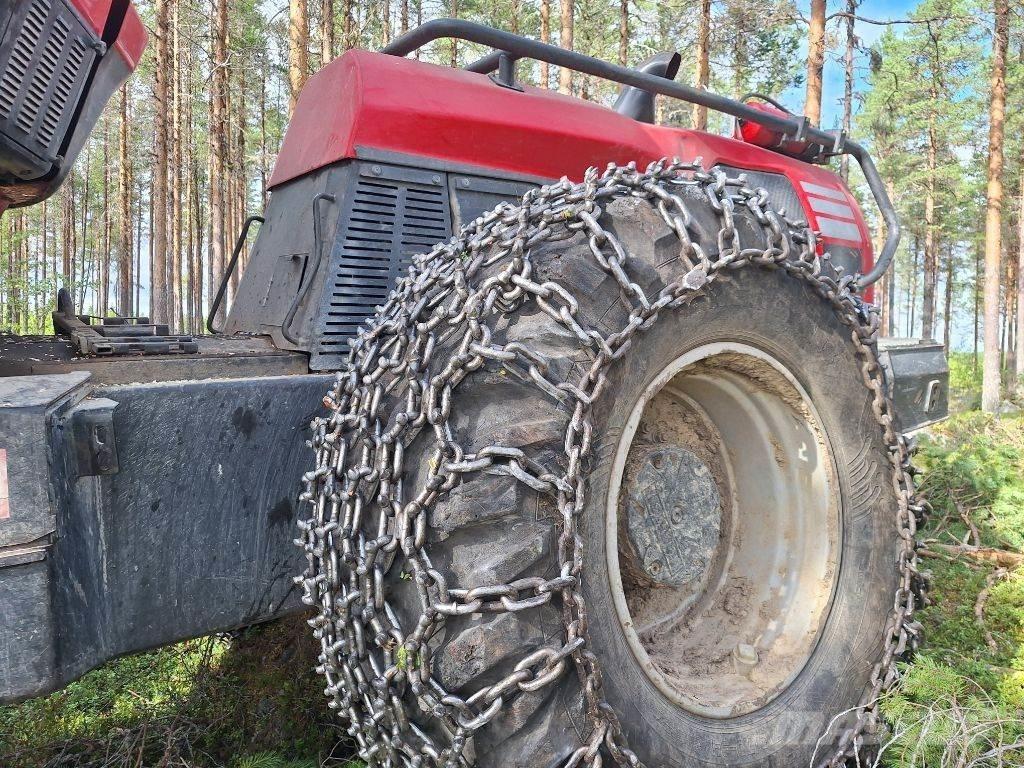 Komatsu 951 Harvester
