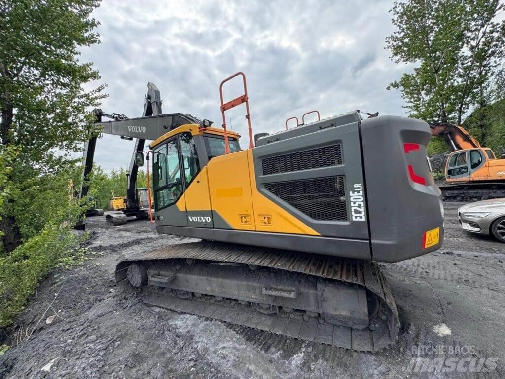 Volvo EC250ELR Raupenbagger