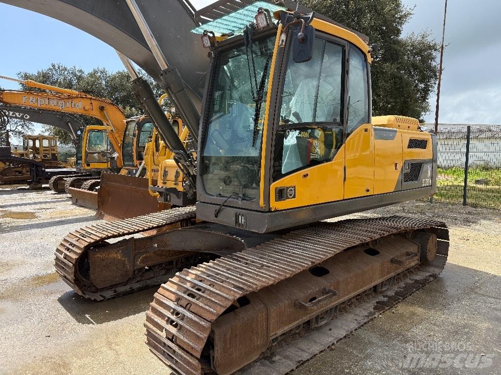 Volvo EC220D Raupenbagger