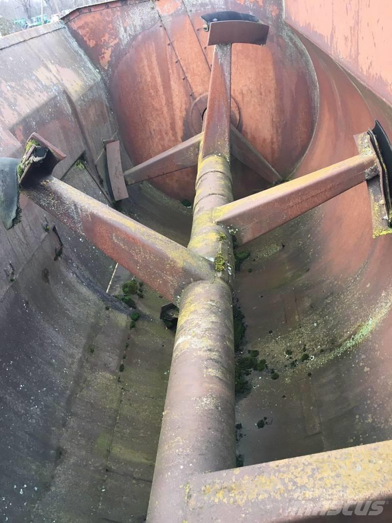 Samson feeder Futtermischwagen