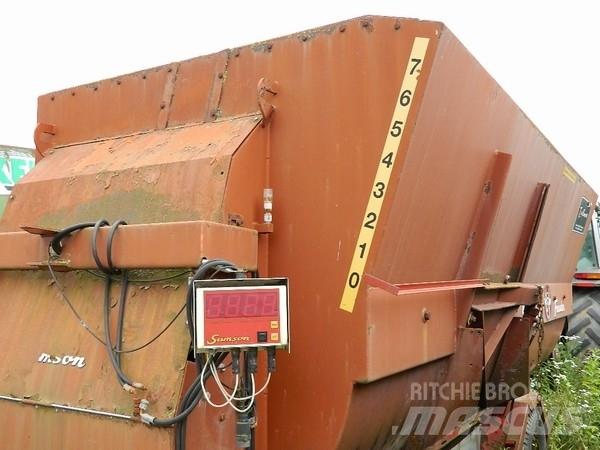 Samson feeder Futtermischwagen