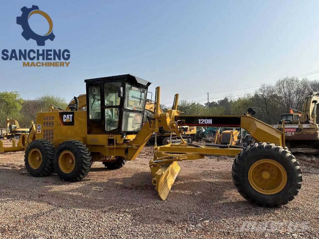 CAT 120H Grader