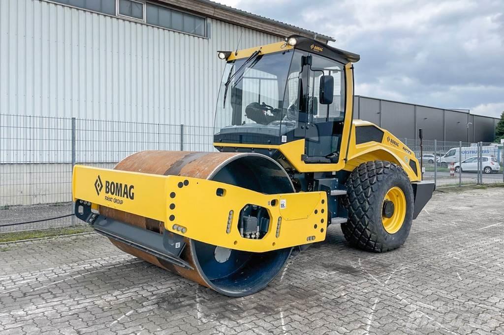 Bomag BW 213 D-5 Walzenzüge