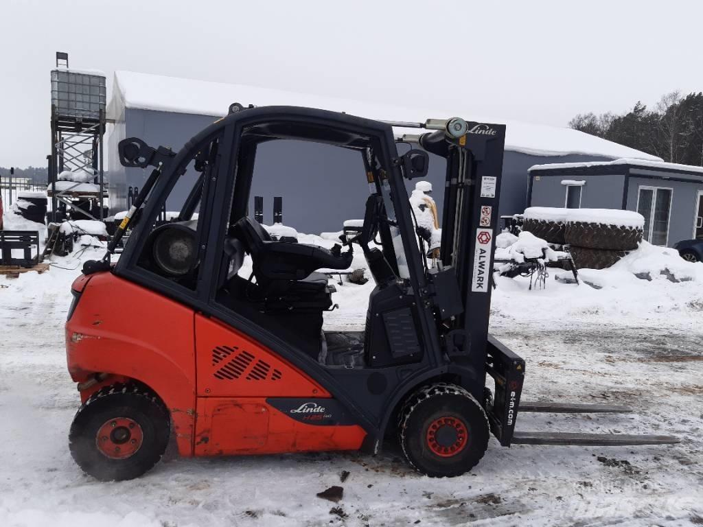 Linde H 25 T Gasstapler