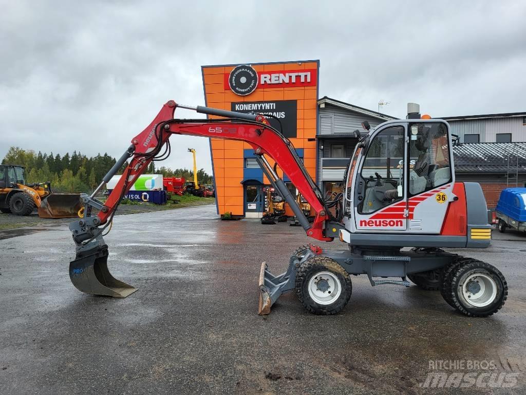 Neuson 6502 WD Mobilbagger