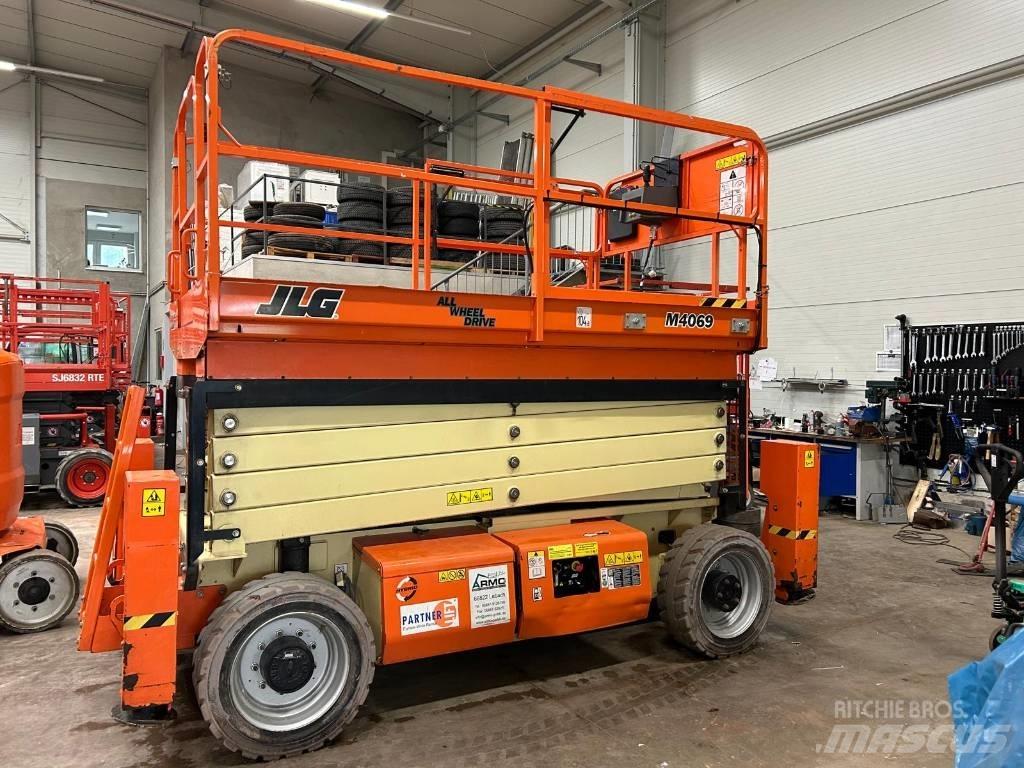 JLG M 4069 LE Scheren-Arbeitsbühnen