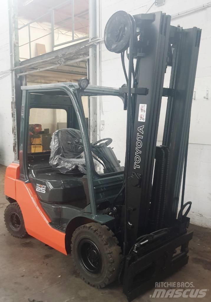 Toyota 52-8 FD 25 Dieselstapler