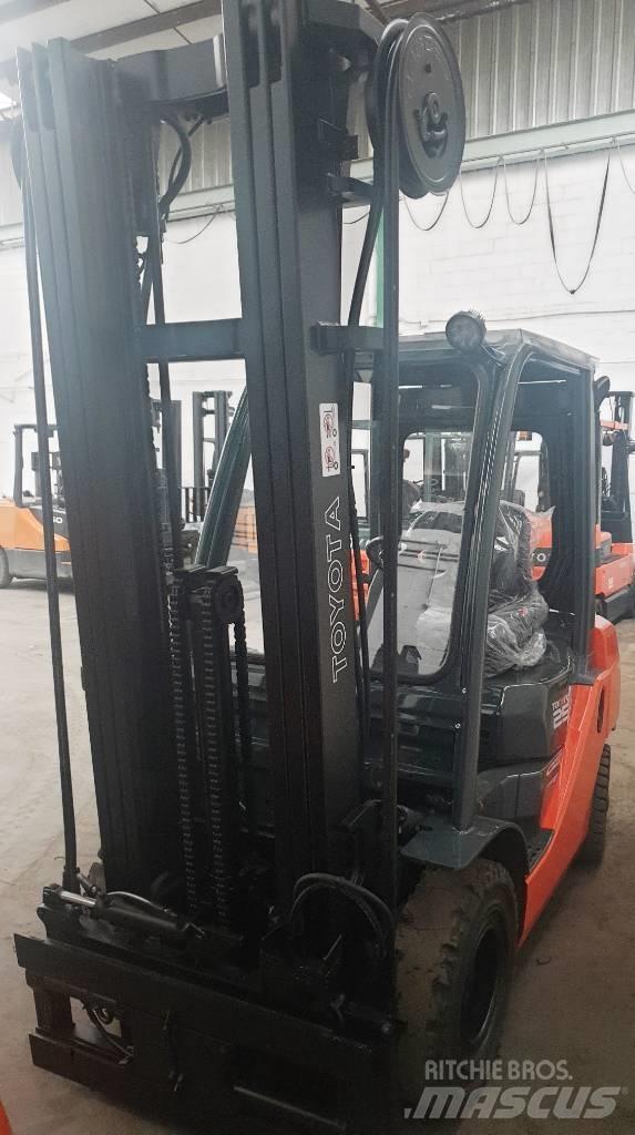 Toyota 52-8 FD 25 Dieselstapler