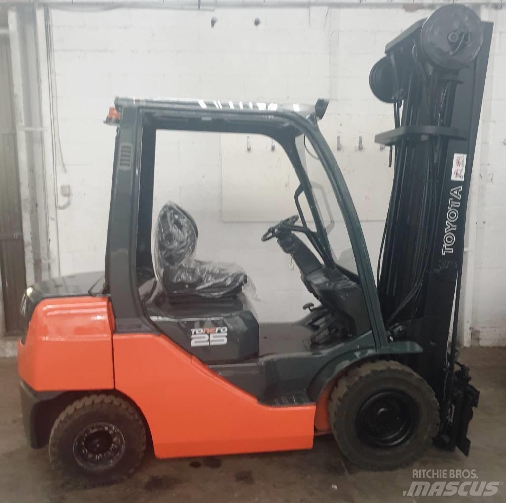 Toyota 52-8 FD 25 Dieselstapler