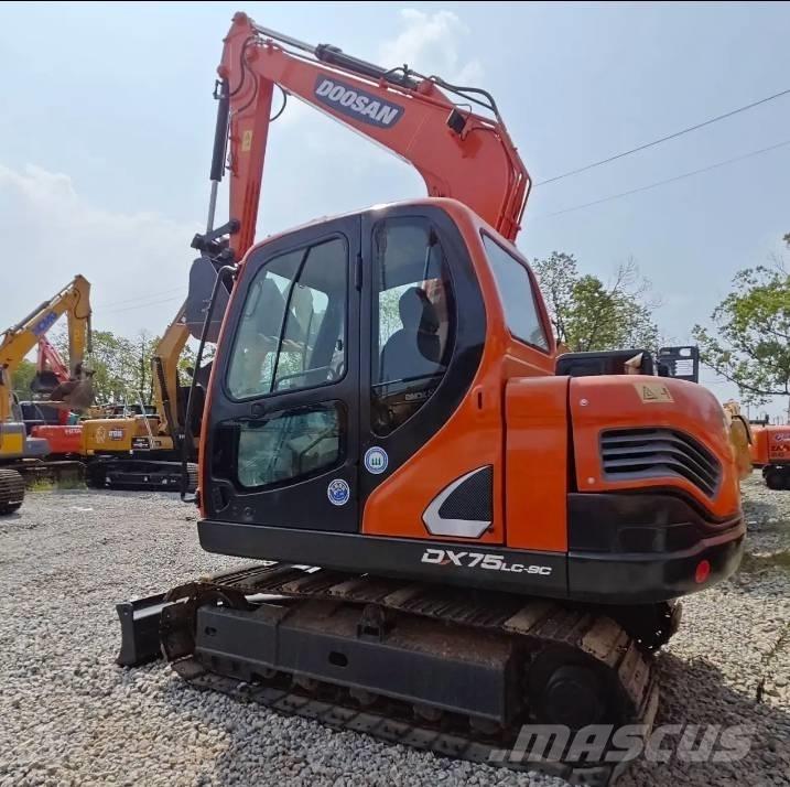 Doosan DX75-9C Midibagger  7t - 12t