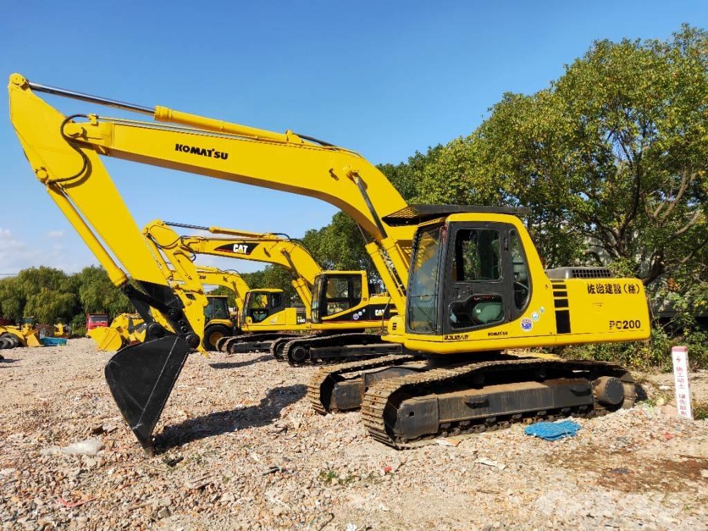 Komatsu PC200-6 Raupenbagger