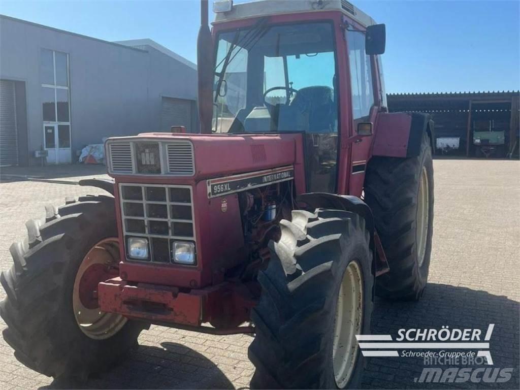 Case IH 956 XL Traktoren