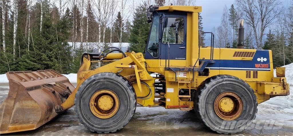 Komatsu WA380 Radlader