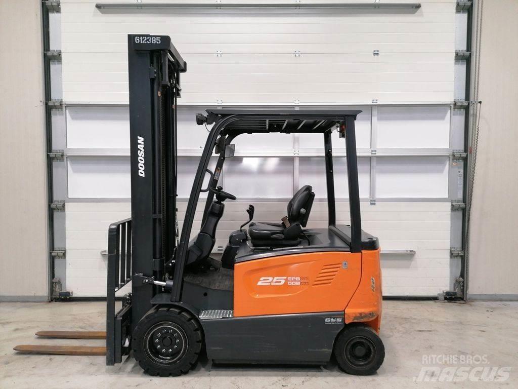 Doosan B25X-7 Elektrostapler