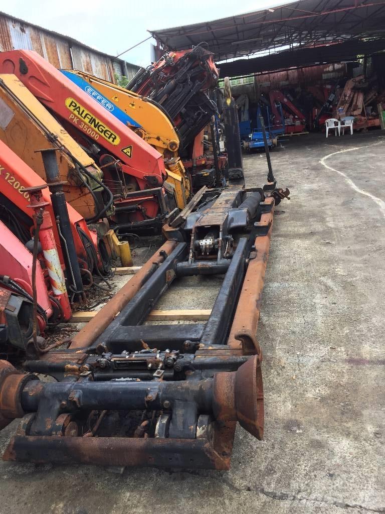 Multilift XR26S63D Abrollkipper