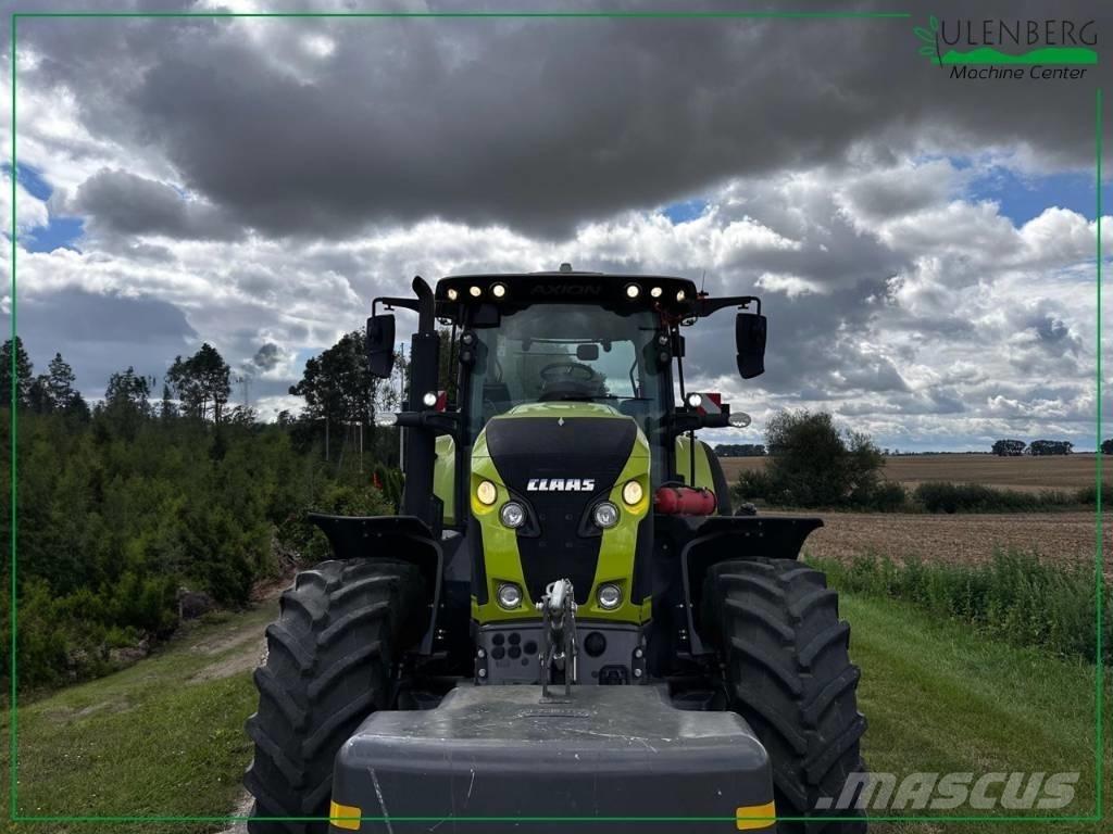 CLAAS Axion 800 Traktoren