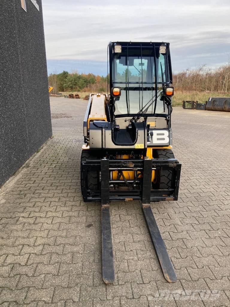 JCB TLT 35-22E-2WD Teleskoplader