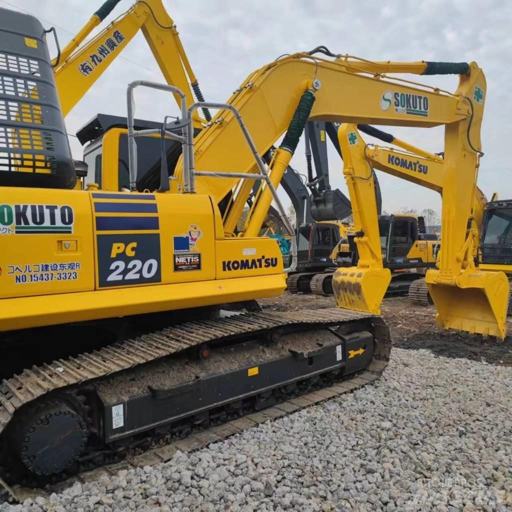 Komatsu PC 220-8 Raupenbagger