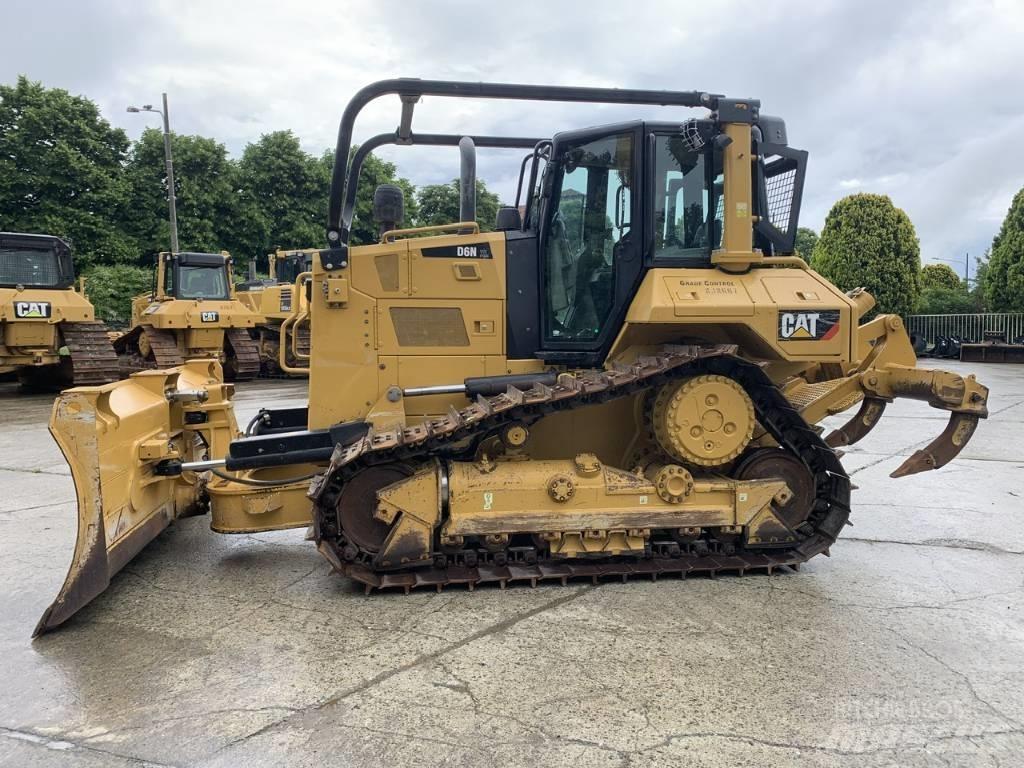 CAT D 6 N XL Bulldozer
