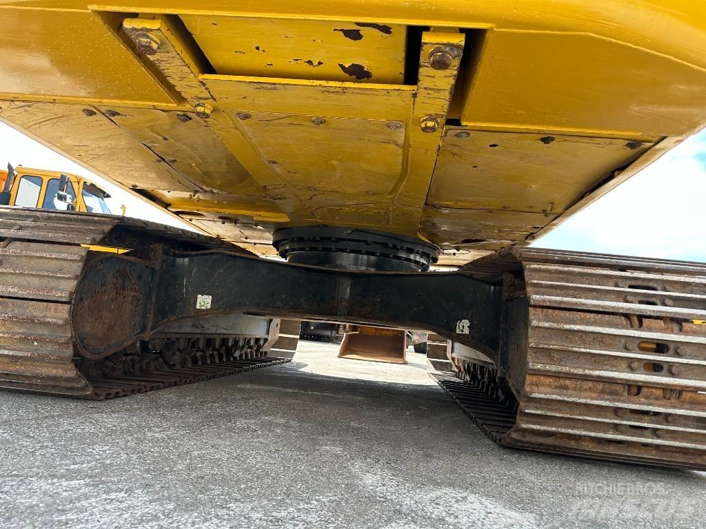 Komatsu PC210LC-11 Raupenbagger
