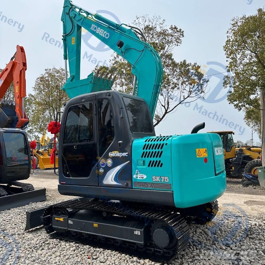 Kobelco SK75 Raupenbagger