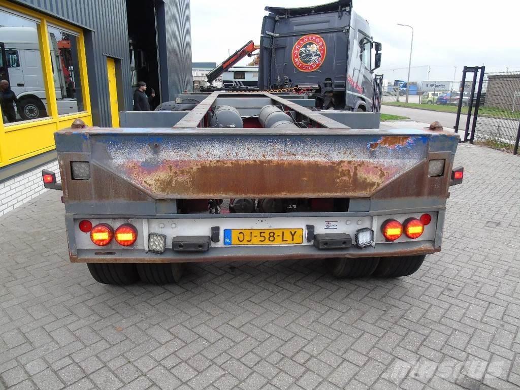  TR'AX 2 AXLE + 20FT Containerauflieger
