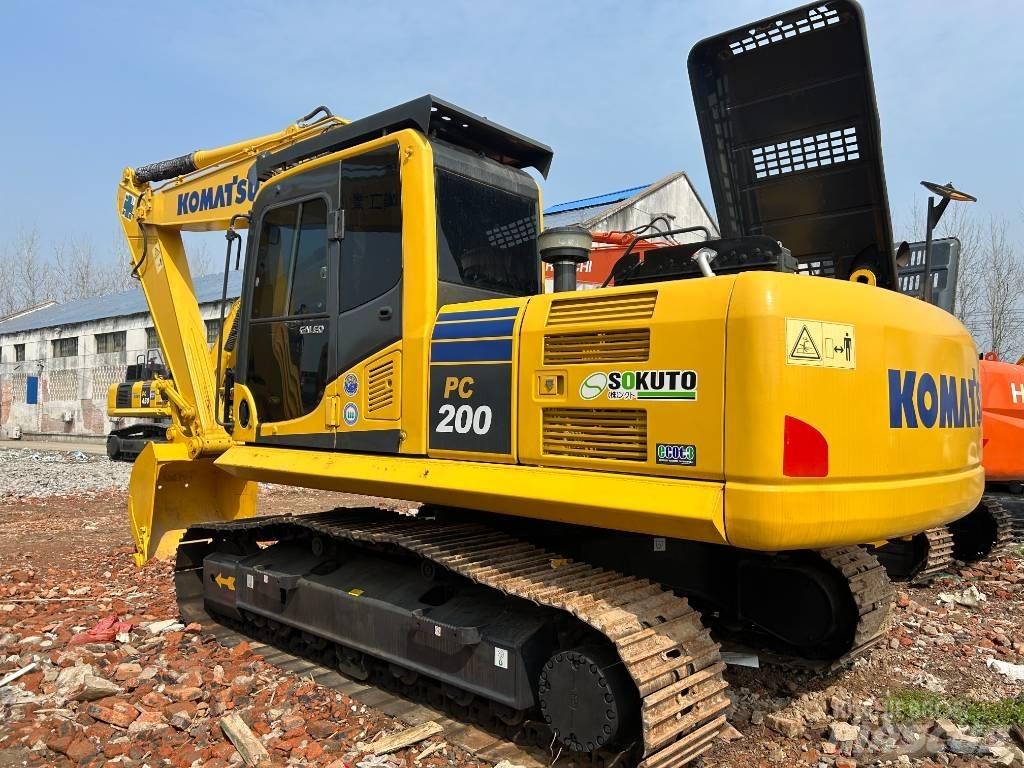 Komatsu PC 200-8 Raupenbagger