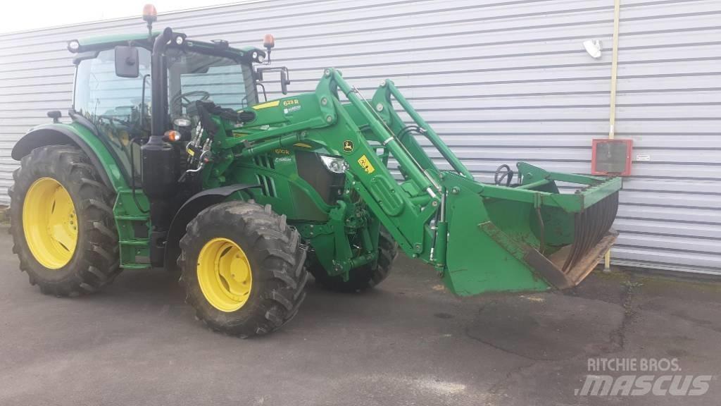John Deere 6110 R Traktoren