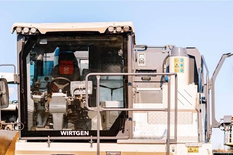 Wirtgen WR240 Andere Fahrzeuge
