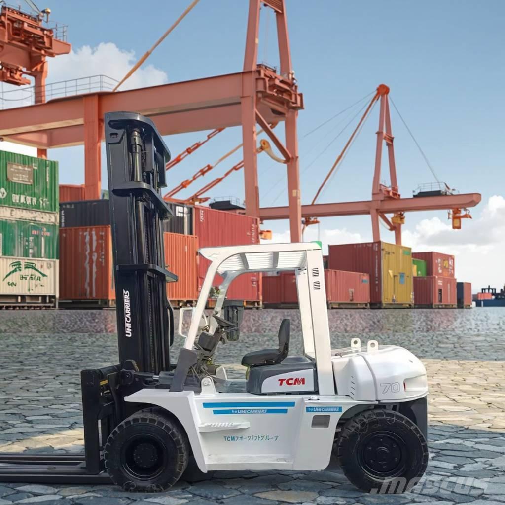 TCM FD 70 Z8 Kofferaufbau