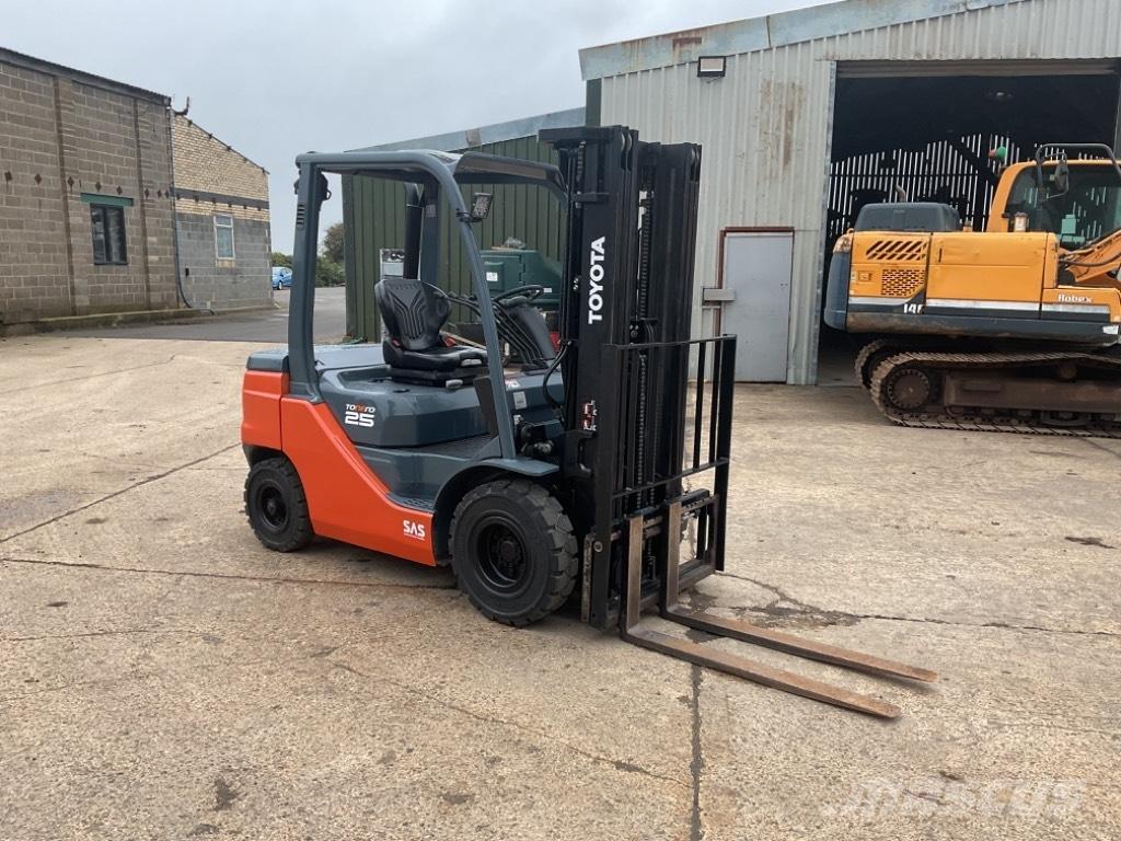 Toyota 52-8 FDF 25 Dieselstapler