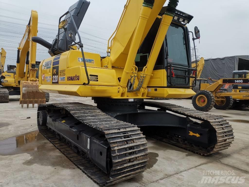 Komatsu PC 220-8 Raupenbagger