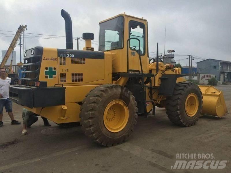 Komatsu WA 320 Baggerlader
