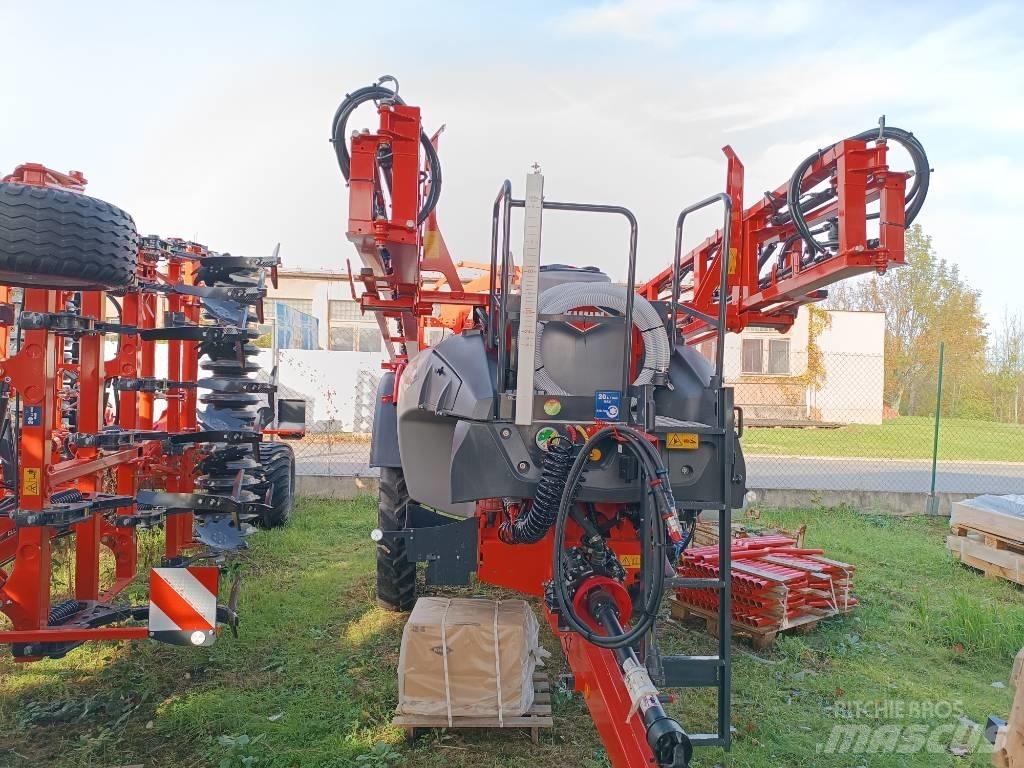 Kuhns Mfg LEXIS Anhängespritzen