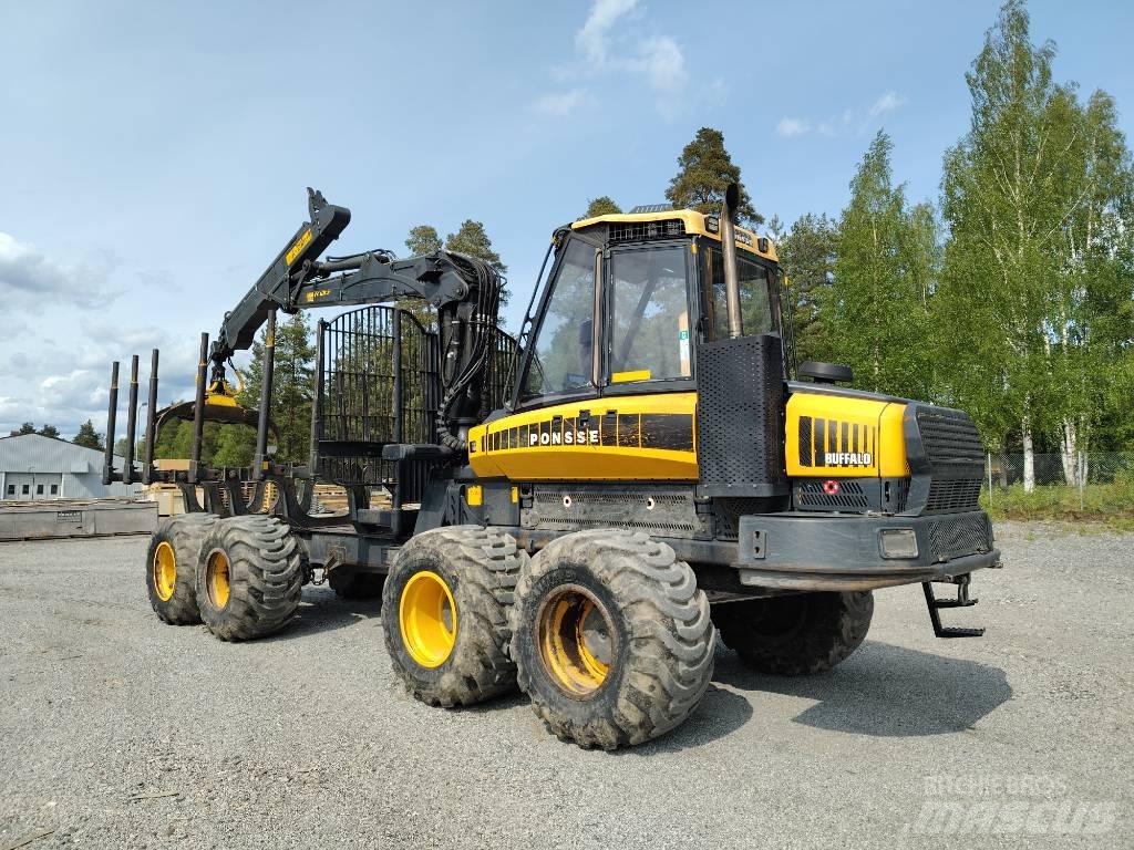 Ponsse Buffalo 8W Forwarder