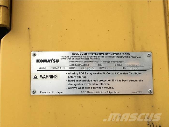 Komatsu WA 320-5 Radlader