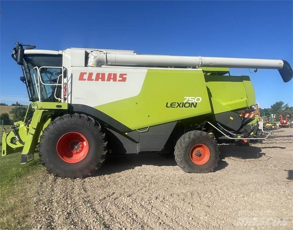 CLAAS Lexion 750 Mähdrescher