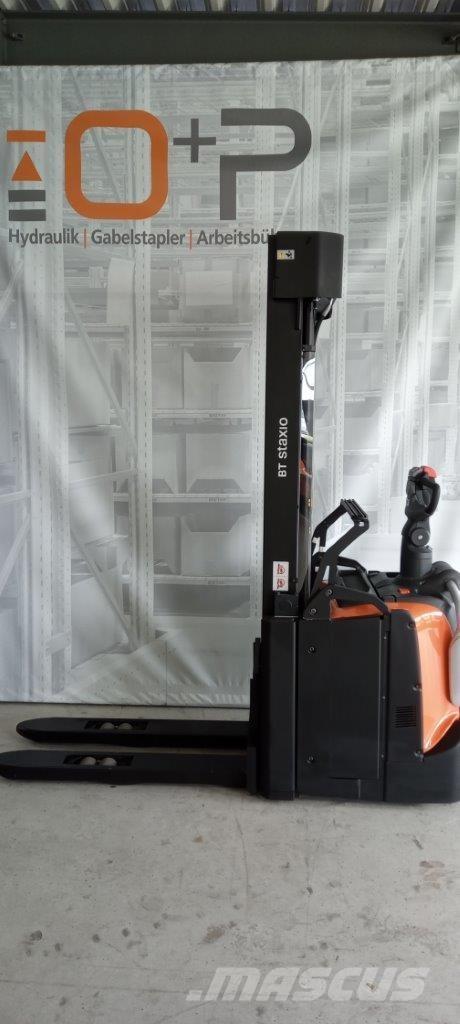 Toyota SPE160L Selbstfahrstapler