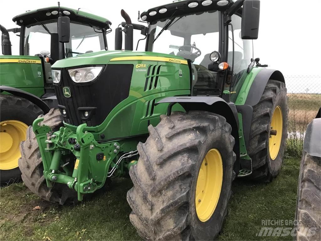 John Deere 6215R Traktoren