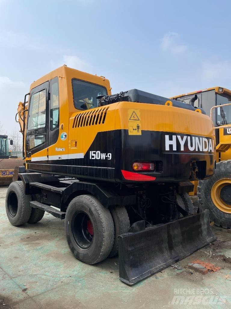 Hyundai R150W Mobilbagger