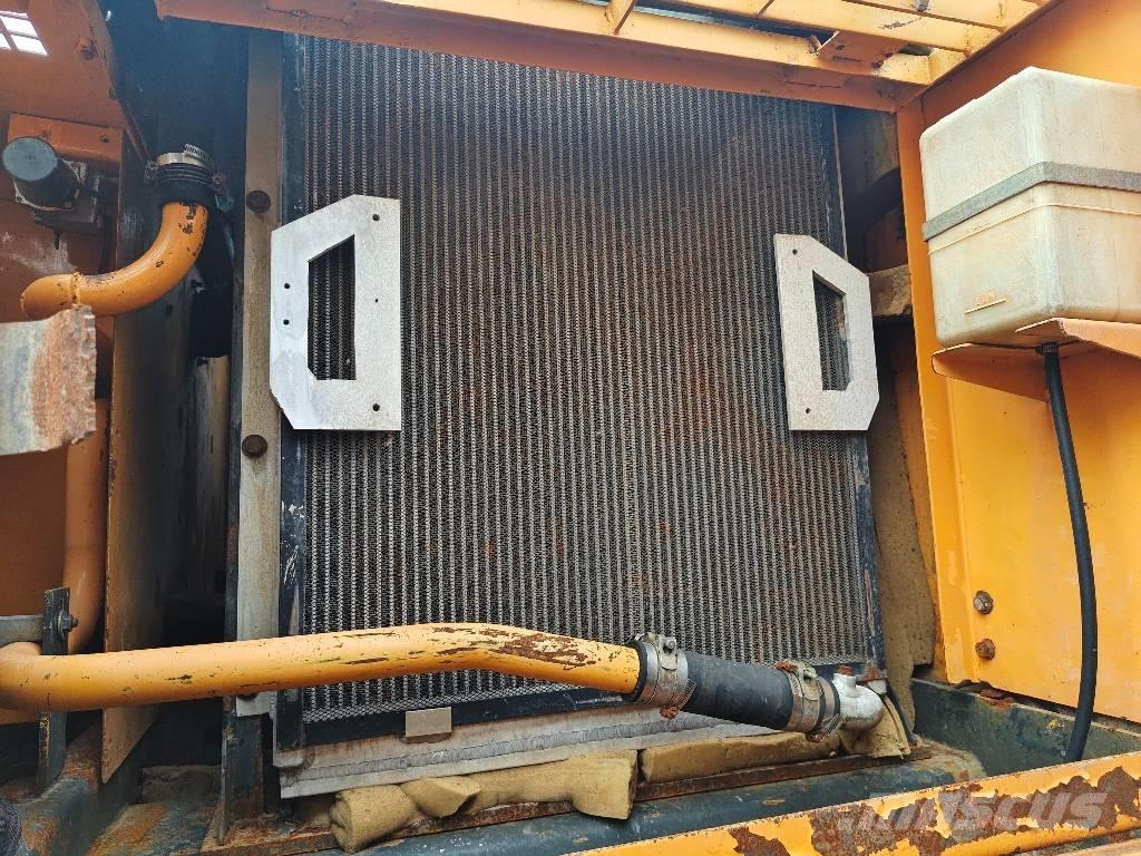 Hyundai R305LC-7 Raupenbagger