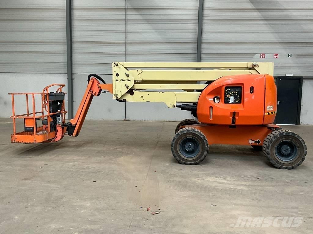 JLG 450 AJ Gelenkteleskoparbeitsbühnen