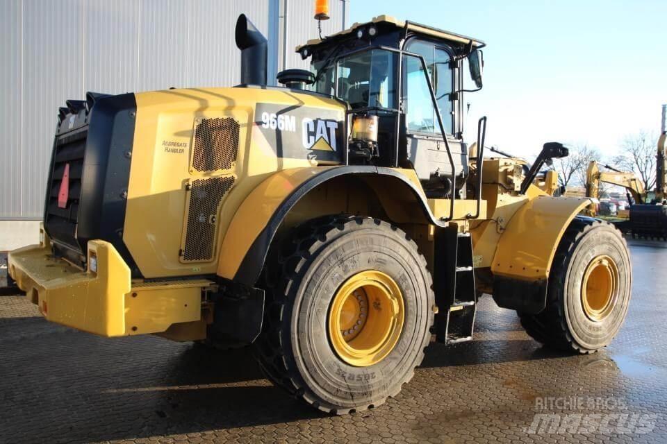CAT 966M Radlader