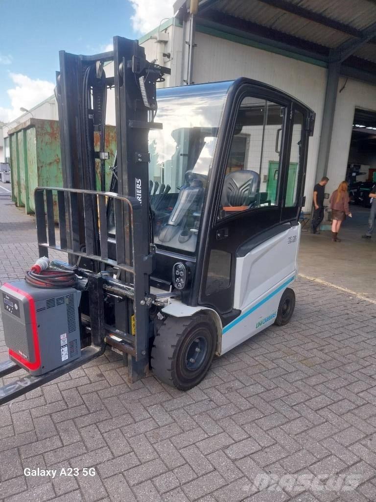 UniCarriers MX 25 Elektrostapler