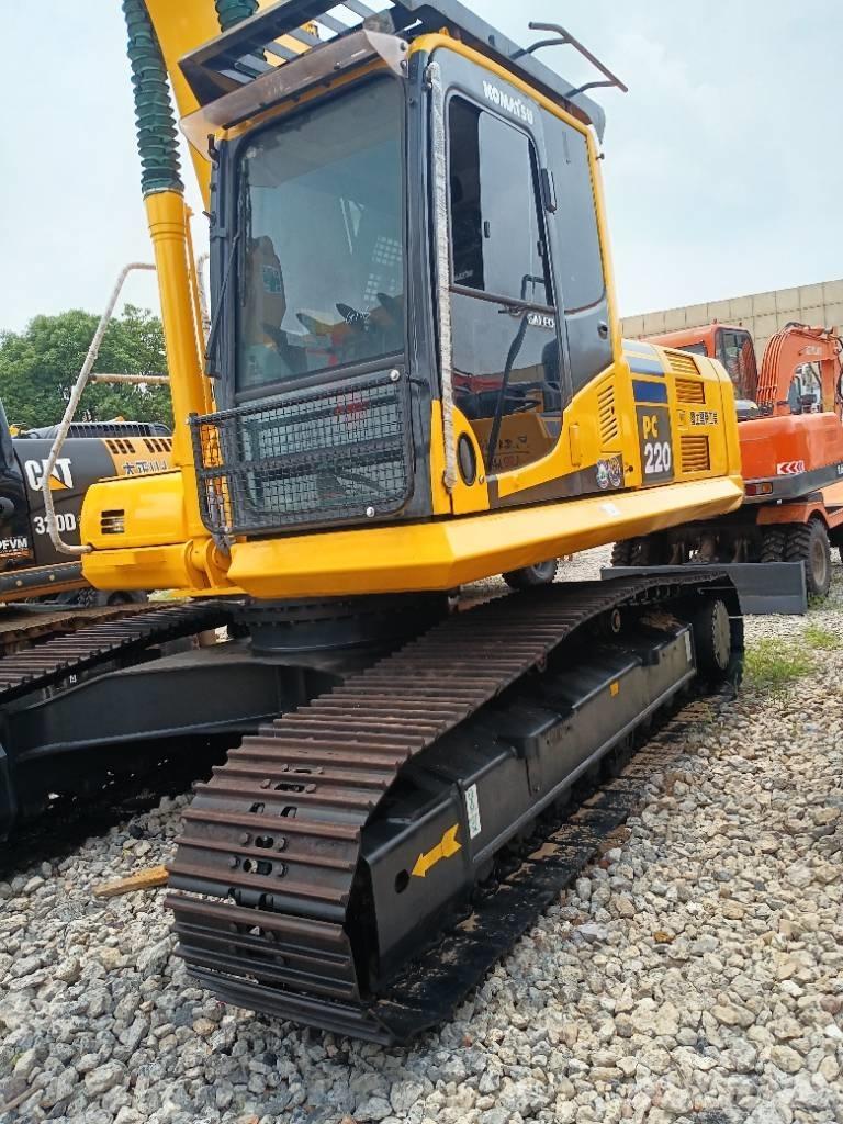 Komatsu PC 220-8 Raupenbagger
