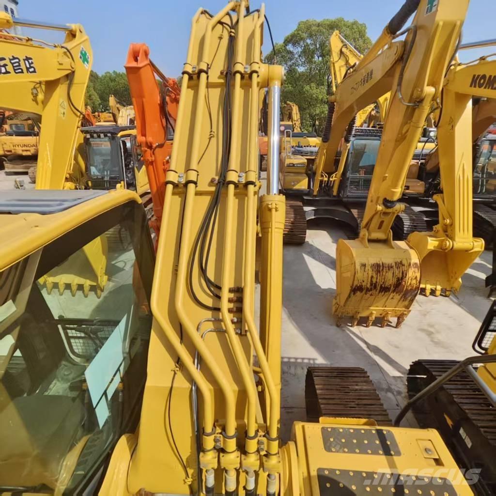 Komatsu PC 220-8 Raupenbagger