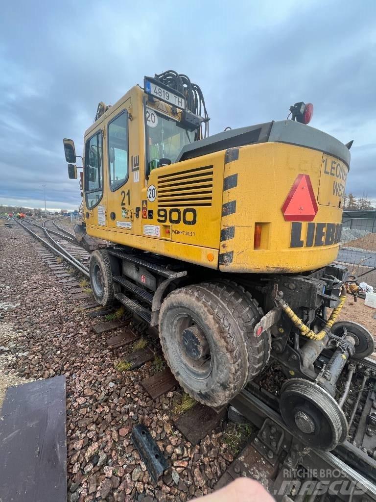 Liebherr A 900 C ZW Spezialbagger