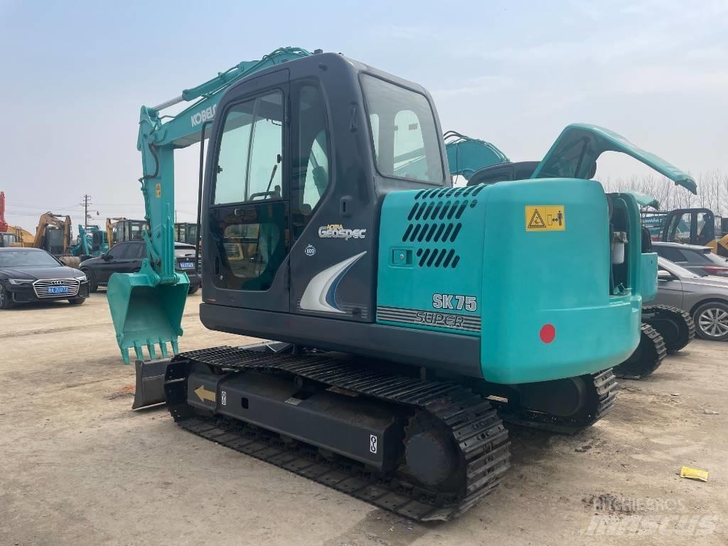 Kobelco SK 75 Midibagger  7t - 12t