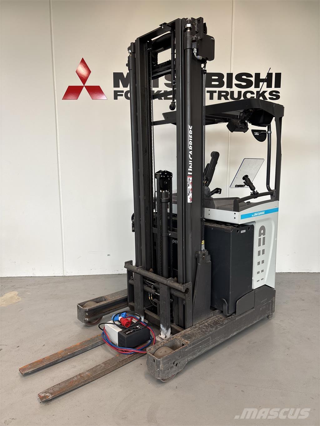 Atlet UMS160 Schubmaststapler